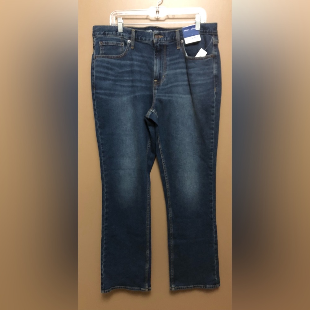 Men’s Boot-Cut Jeans